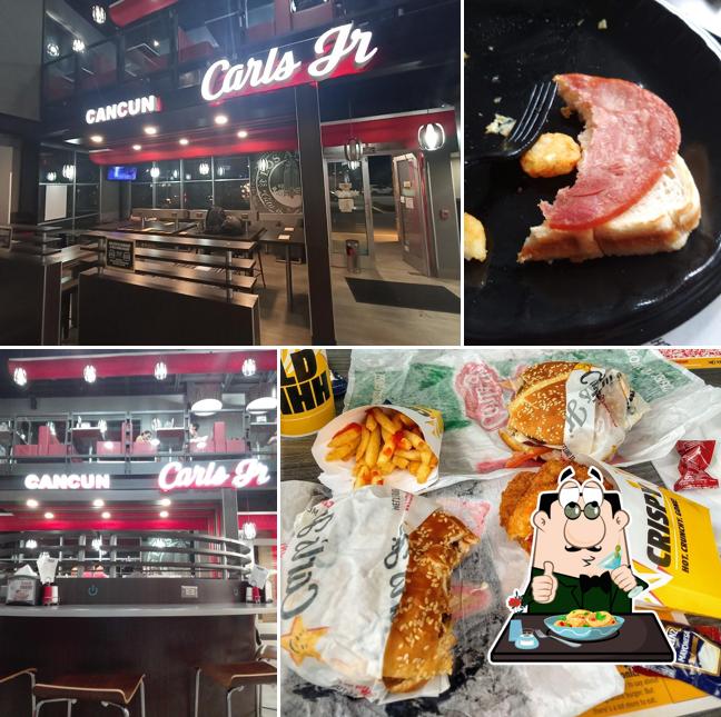 Food at Carl's Jr. Cancún