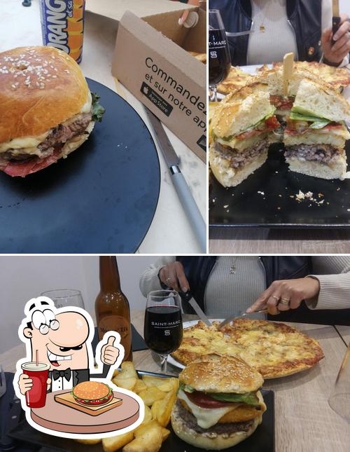 Commandez un hamburger à Pizza d'aqui Carpentras