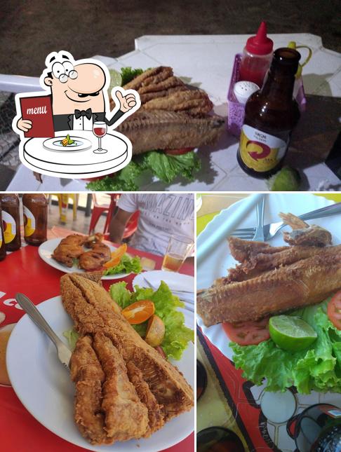 Entre diferentes coisas, comida e cerveja podem ser encontrados no Bar Peixe Frito