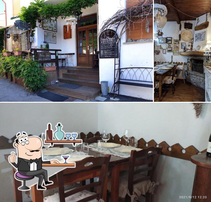 Gli interni di Osteria del Valico