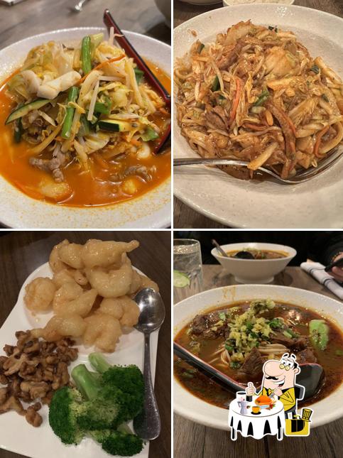 Food at Shang Noodle Chicago Streeterville