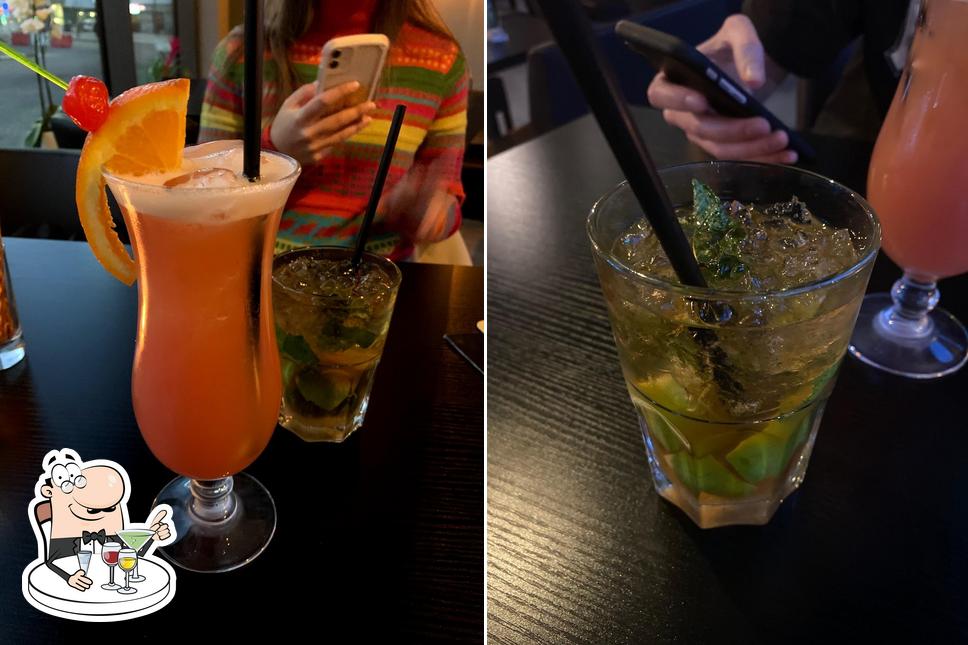 CCI Cafe & Bar Wien serves alcohol