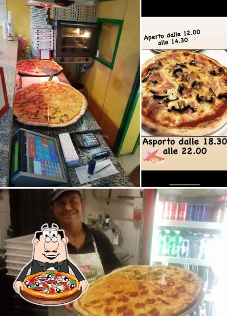 Prenditi una pizza a Luna Rossa Pizzeria D'Asporto