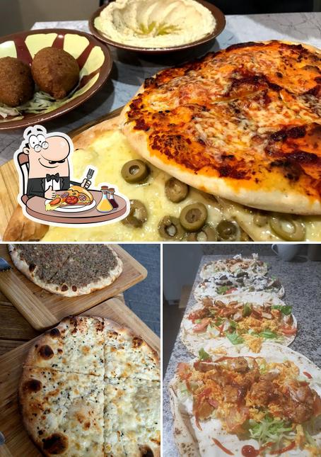 Order pizza at Syrisches Haus