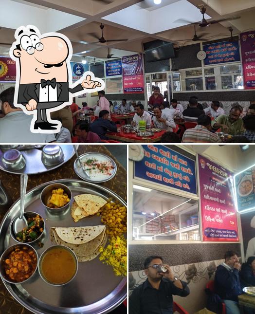 The photo of interior and food at Jalaram Bhojnalaya