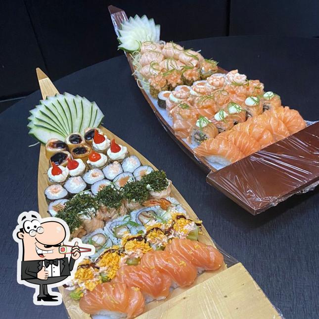 Escolha diferentes opções de sushi