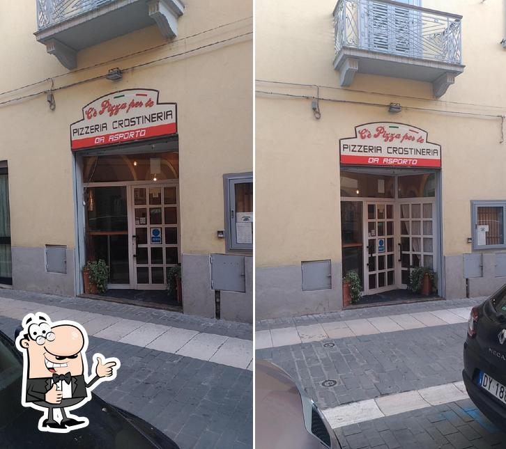 Ecco una foto di C'E' Pizza Per Te' Snc Di Guido Monti E C