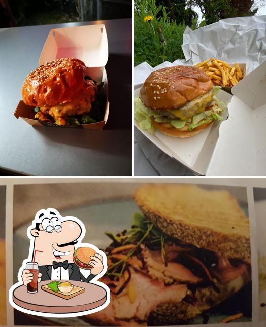 Die Burger von Blue Food - Mobile Cuisine in einer Vielzahl an Geschmacksrichtungen werden euch sicherlich schmecken