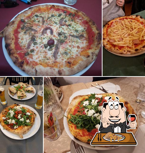 Scegli una pizza a Ristorante Pizzeria Ranch Rocce Rosse