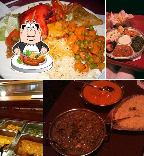 Еда в "Jewel of India Restaurant & Bar"