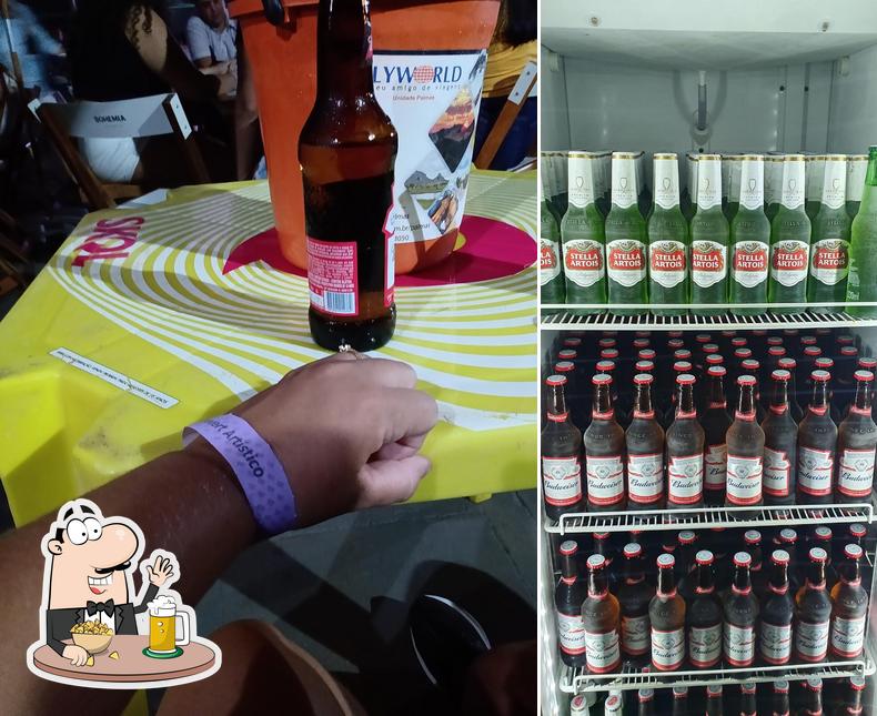 Você pode tomar uma tulipa de cerveja leve ou escura