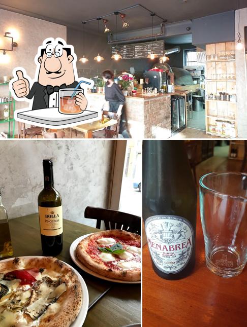 Напитки и внутреннее оформление - все это можно увидеть на этом снимке из Pizzeria Di Camden voted best pizza in 2023