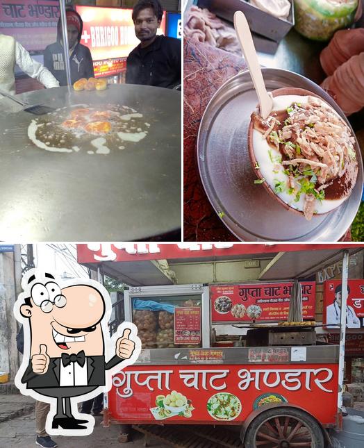 See this image of Gupta Chat Bhandar