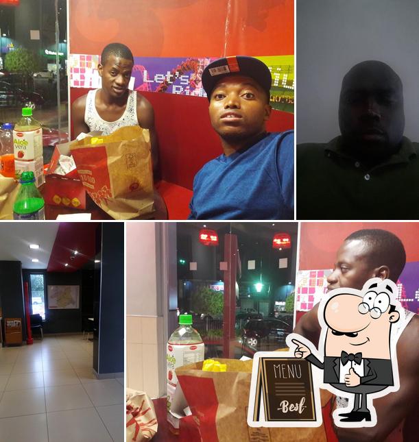 Regarder cette photo de KFC Middelburg Ntuli