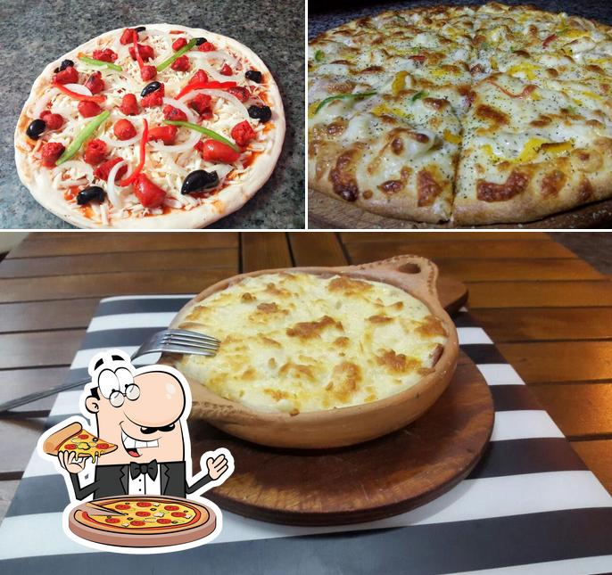 Essayez des pizzas à Pizza Nova Palace