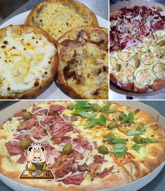 Escolha pizza no Pizzaria Esquillos