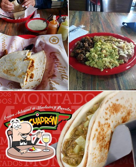 Еда в "Escuadron Montados y Burritos"