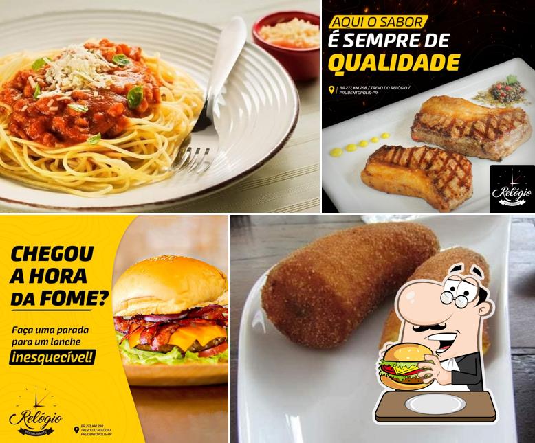 Hambúrguer em Restaurante Sabores