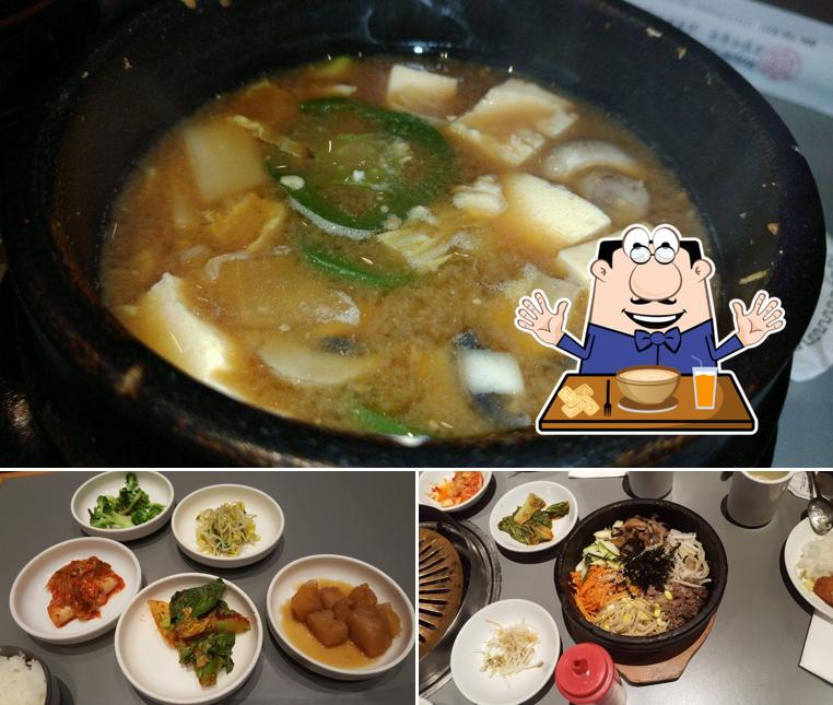 Еда в "Royal Seoul House Restaurant"