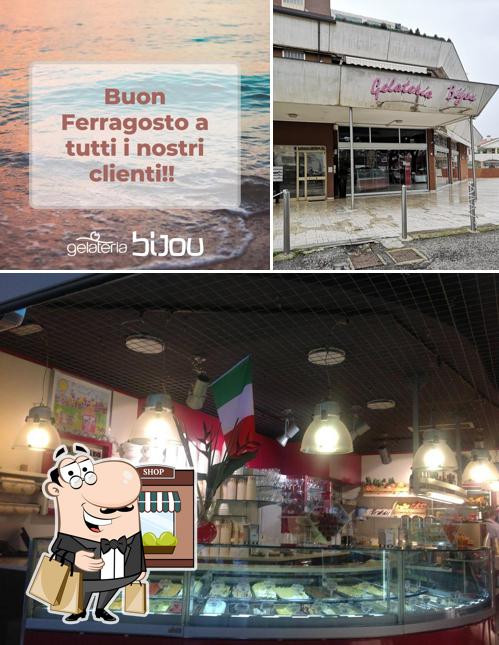 Gli esterni di Gelateria Bijou