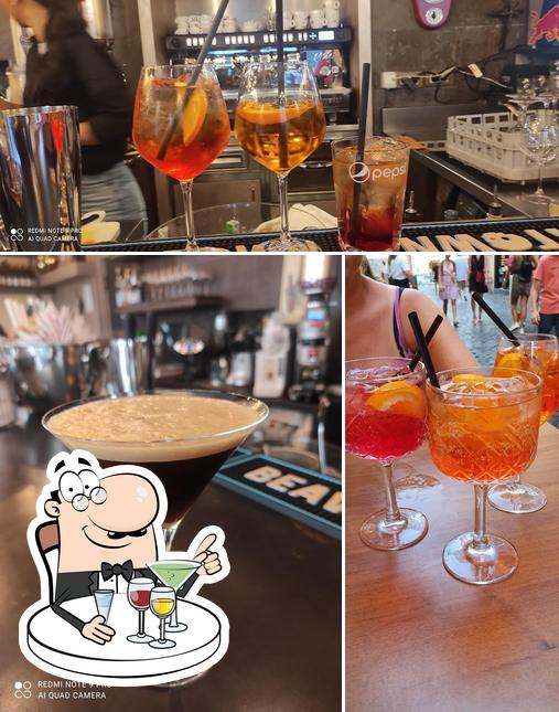 Milano Bistrot serve alcolici