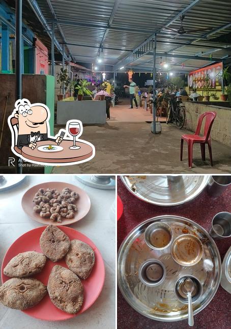 Among different things one can find food and interior at Arun bhojnalay ( अरुण भोजनालय )