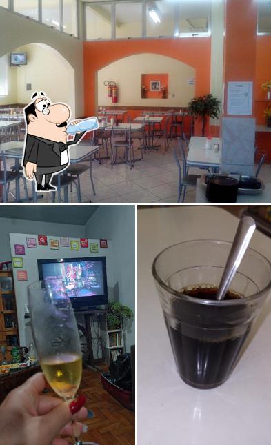 Las fotos de bebida y interior en Restaurante e Lancheria Paraná