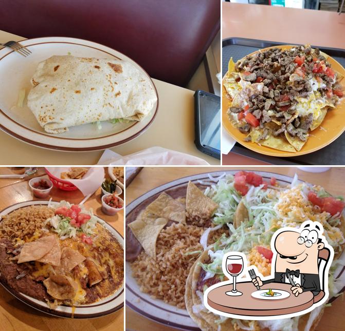 Еда в "Speedy Zapatos Mexican Food"