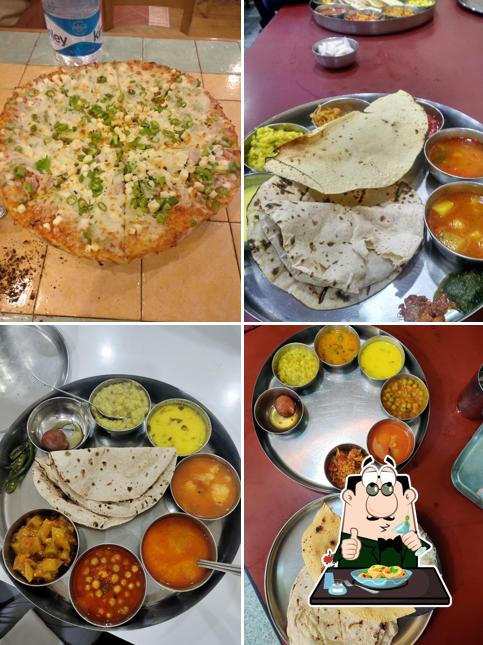 Food at Pankaj Bhojanalaya(Pure veg & Jain food)