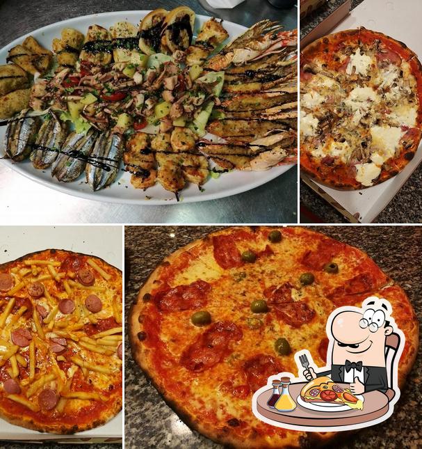 Scegli una pizza a Pizzeria Ristorante I Gesaroni