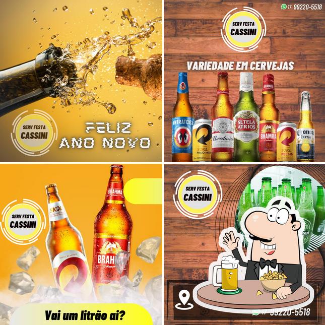 Serv Festa Villa Cassini fornece uma variedade de cervejas