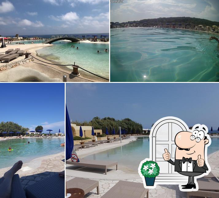 Goditi la vista dall'area esterna di 19 Summer Club