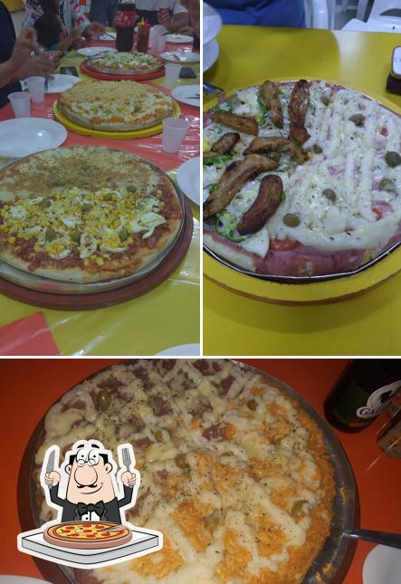 Escolha pizza no Pizzaria Big Beijo