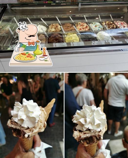 Platti al Gelateria Delle Rose