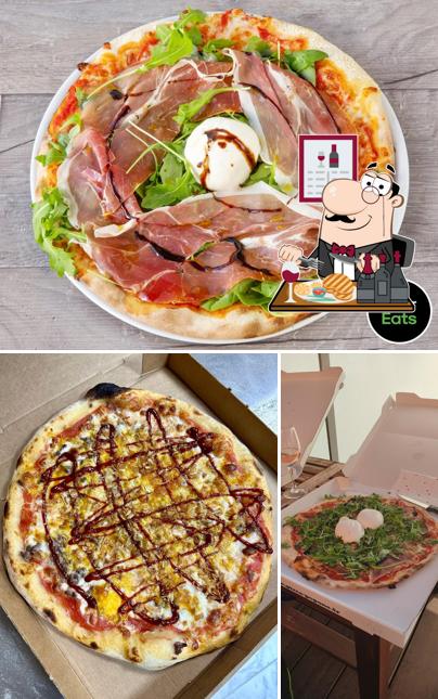 Prenez des plats à base de viande à Pizza Pepone Annecy