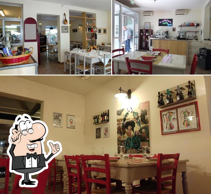 The interior of Antica Trattoria il Duomo