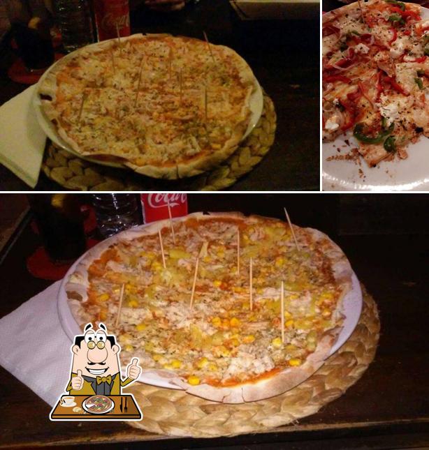 Попробуйте пиццу в "Simplesmente Pizza Bar"