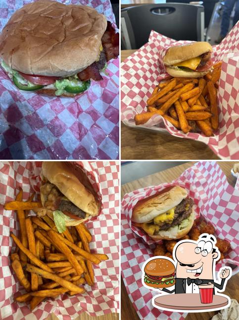 Dave's Burger Barn in Waco - Restaurant menu and reviews