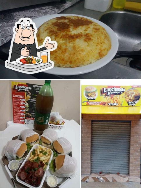 Comida em Lanchonete Henrique's