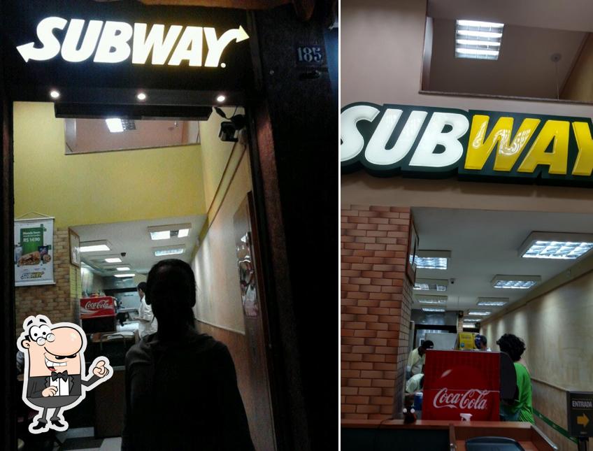 Veja imagens do interior do Subway