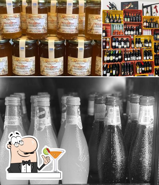 Tra le diverse cose da GeorgeTheGreek Griechische Produkte si possono trovare la bevanda e cibo