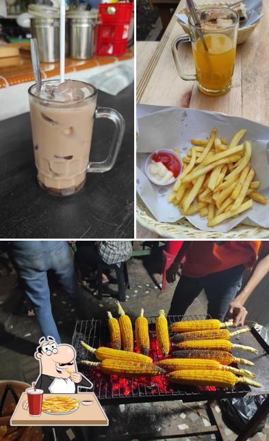 French fries at KOPI KEBON OTISTA