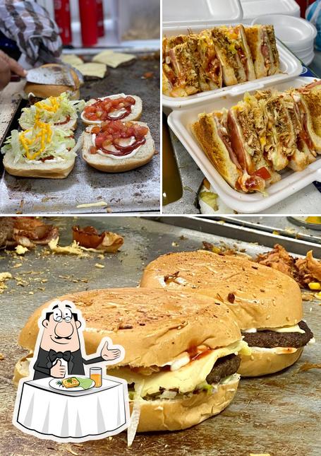 Еда в "Priamo Hotdog"