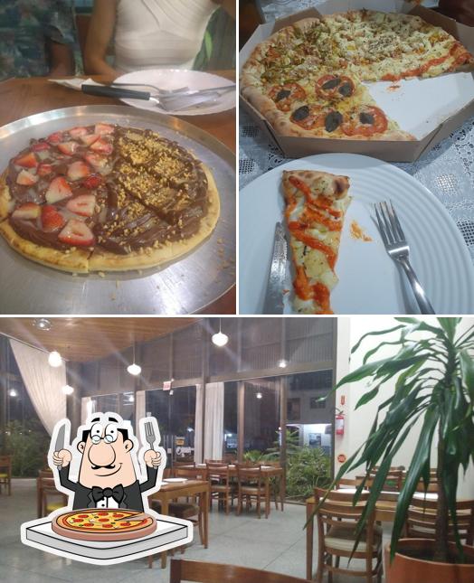 Peça pizza no Brasileirinho Pizzaria