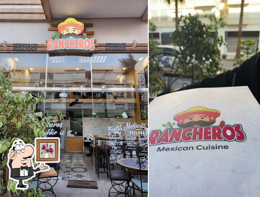 L'intérieur de RANCHEROS MEXICAN CUISINE