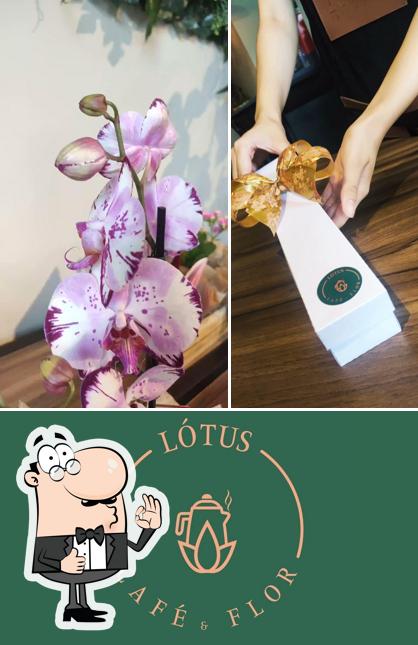 Look at the image of Lótus Café e Flor