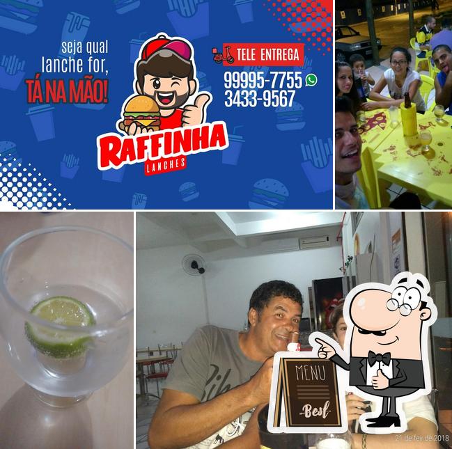 See this pic of Raffinha Lanches