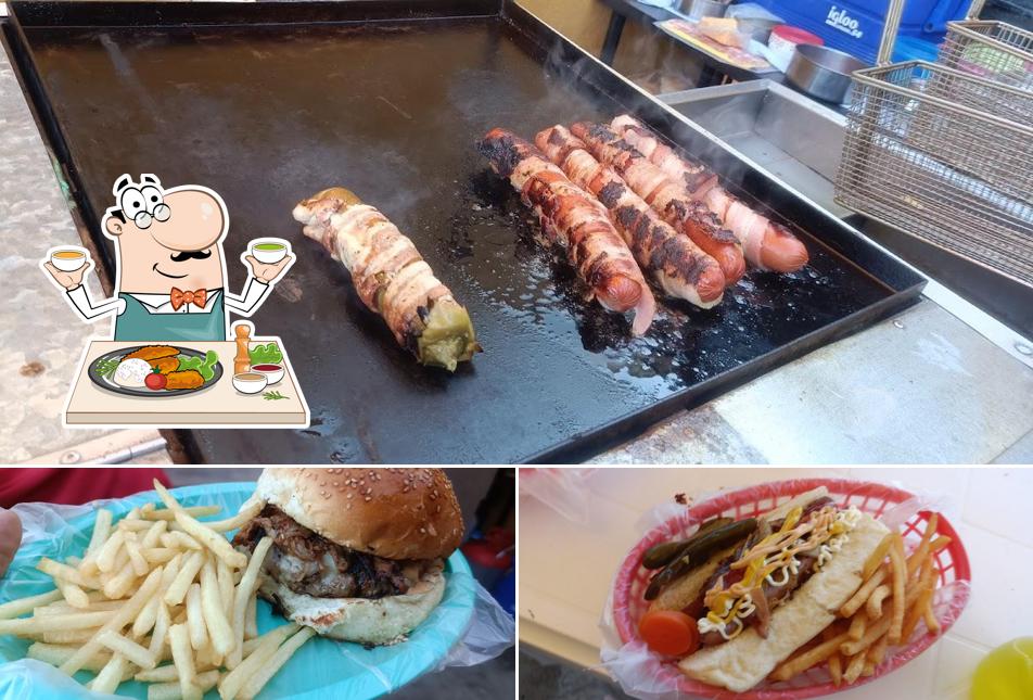 Los chamacos hot dogs y hamburguesas restaurant, Ensenada - Restaurant ...