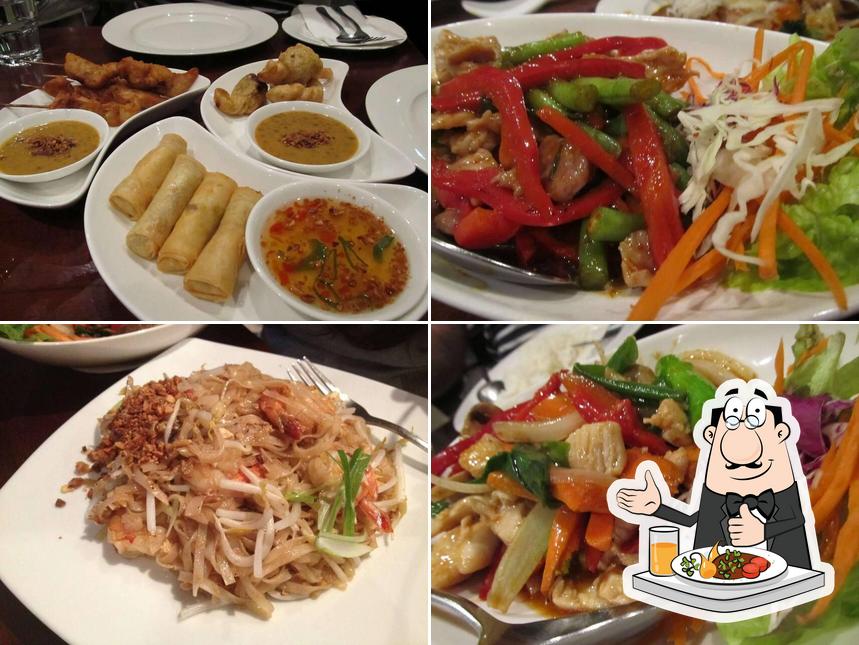 Meals at Lion Thai