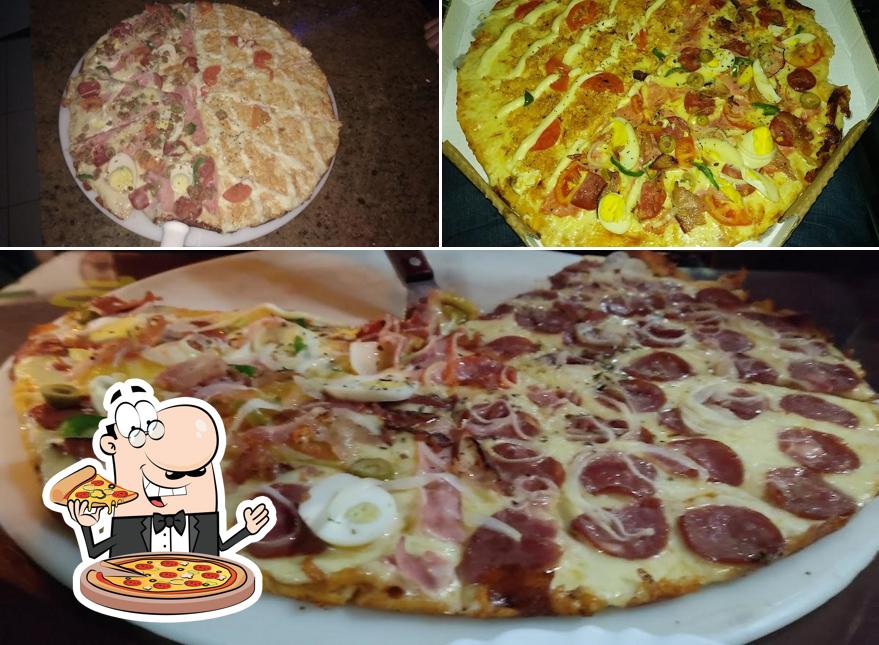 Pick pizza at Garagem 408 Pizzaria